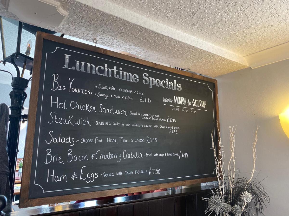 The Whistle And Flute Barnetby le Wold Exterior foto